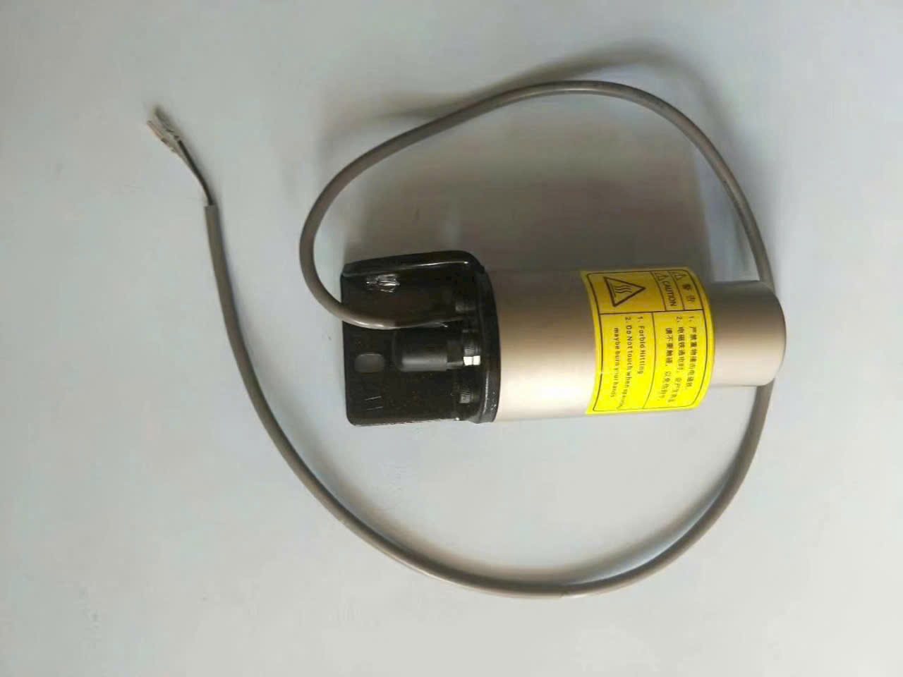 Cục hút cắt chỉ máy vắt sổ Jack 2 Cục hút cắt chỉ máy vắt sổ Jack