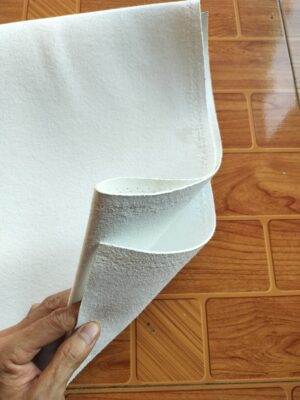 Mặt bàn nỉ trắng máy cắt rập nhựa mica