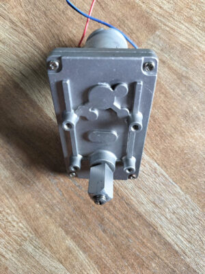Motor cuốn xả giấy máy in sơ đồ