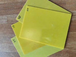 Tấm Phíp PVC Mica cách điện màu vàng